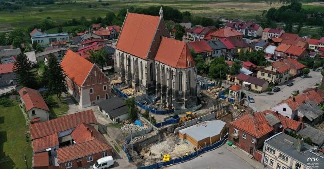 Prace ziemne i archeologiczne na placu budowy Muzeum 1