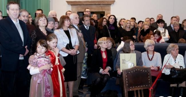 Wystawy czasowe: Dziewczynka z obrazu. Historia życia Józi Oderfeldówny