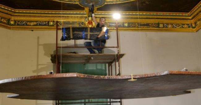 Montaż obrazu stropu ramowego