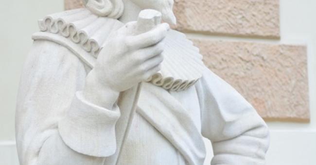 Montaż figur posłów moskiewskich i szwedzkich 